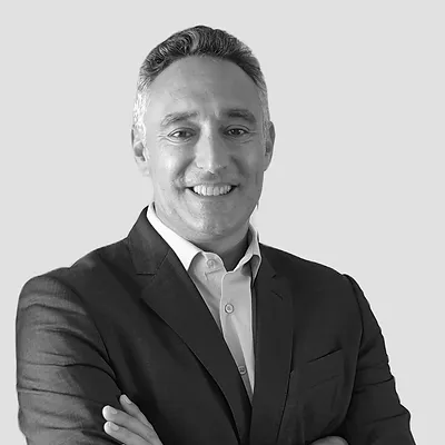 Luis García Asegurado